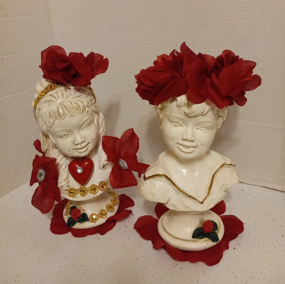 2- VTG WHITE/GOLD CHICAGO UNIVERSAL STATUARY CORP GIRL & BOY STATUE 1962 , 9"